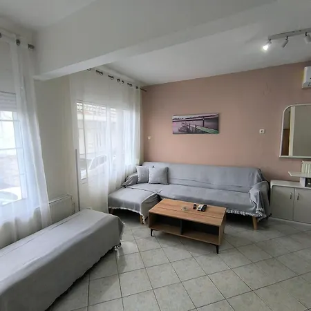 Cozy One Hydromassage & Terrace Kavala