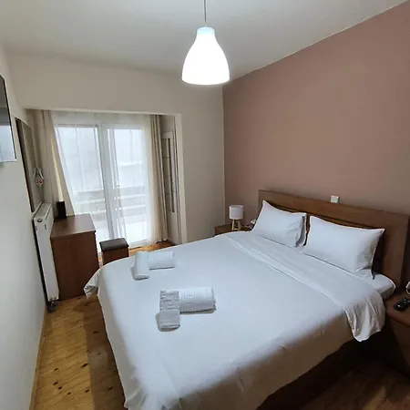 Cozy One Hydromassage & Terrace דירה