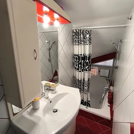 Cozy One Hydromassage & Terrace Daire *